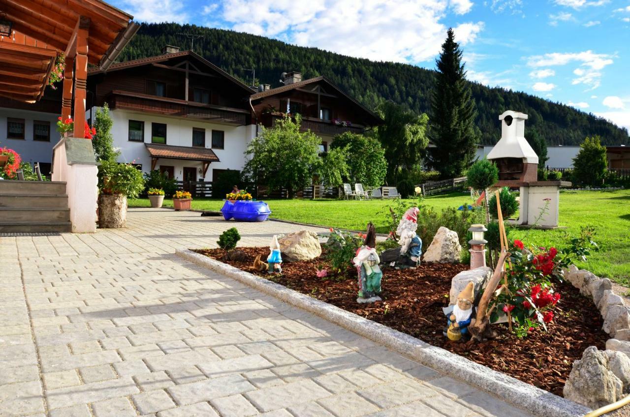 Haus Cosso Apartment Villabassa Exterior photo